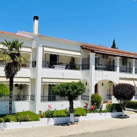 Villa Deza Ermones Exterior photo