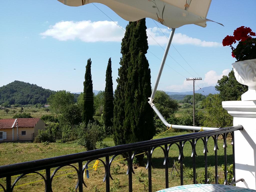 Villa Deza Ermones Exterior photo